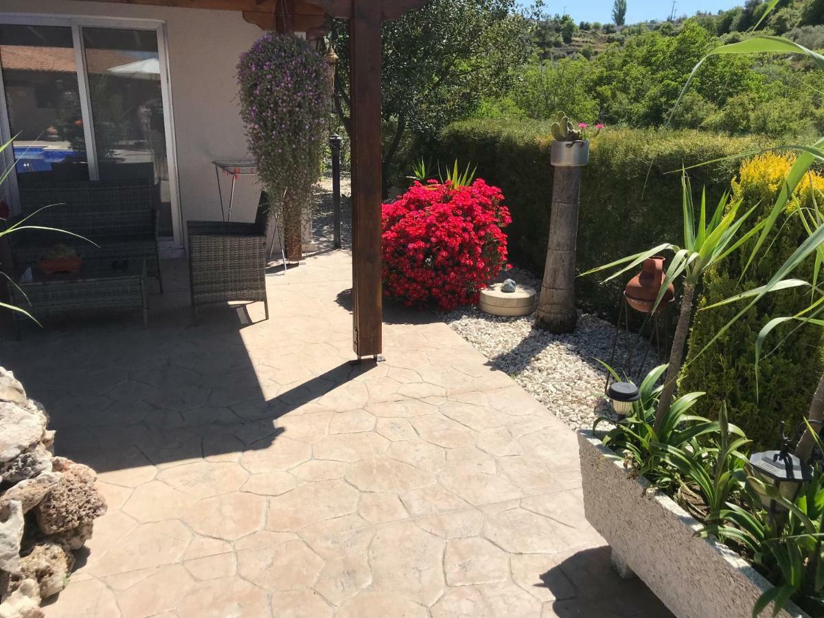 Sofros Valley Hills Chalet Agios Mamas ภายนอก รูปภาพ